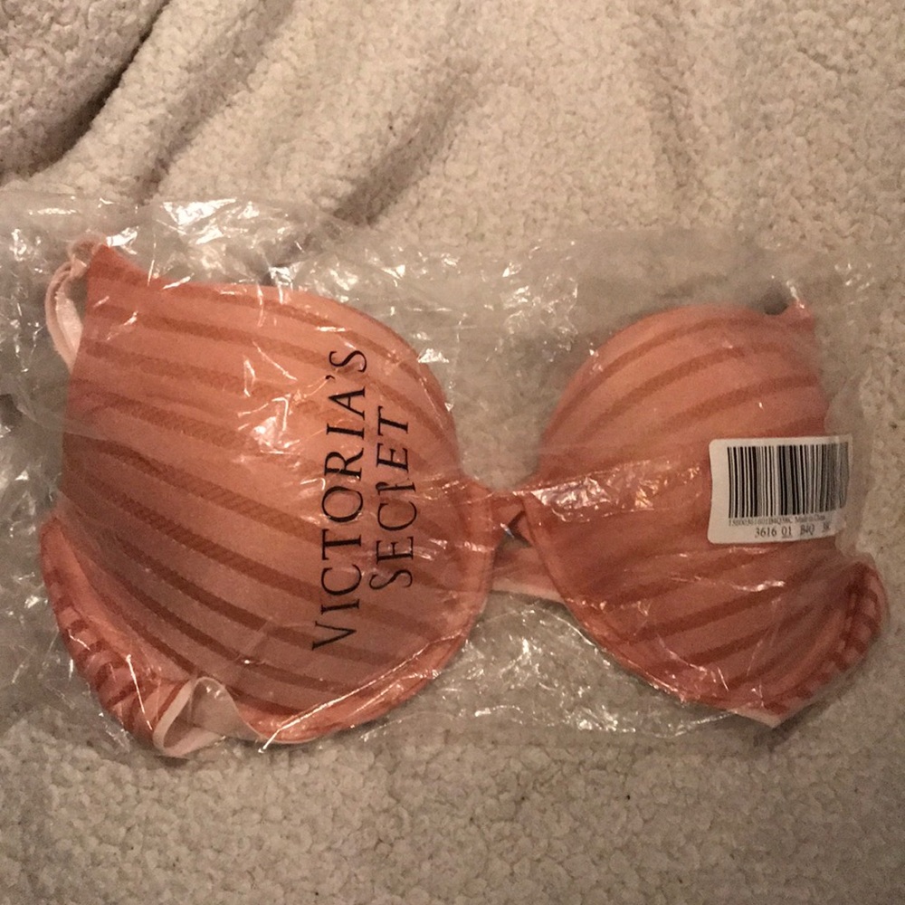 Never Worn Victoria’s Secret Bras